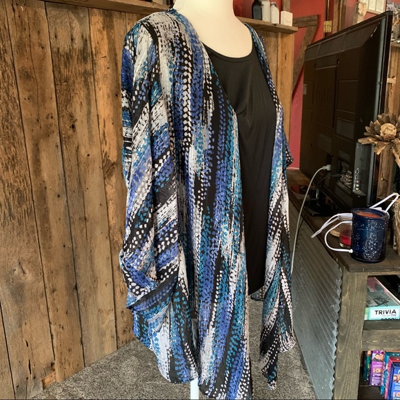 Dress Barn 14-16 Blouse - Picture 3 of 5